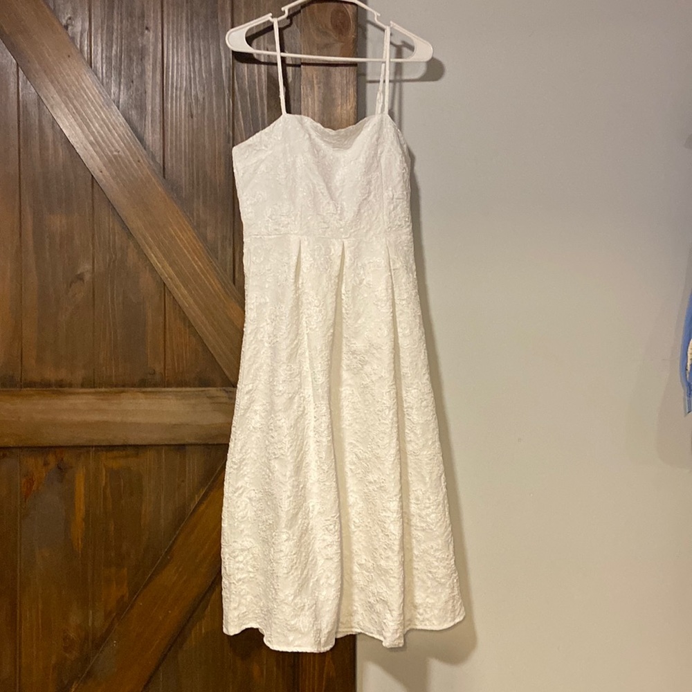 White jacquard shein dress
